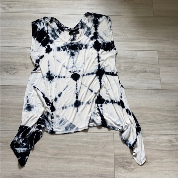 Mossimo Supply Co. Tops - Tie Dye long loose tshirt